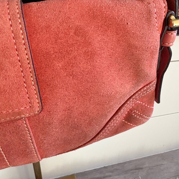 Vintage coach soho suede shoulder bag - Picture 6 of 14
